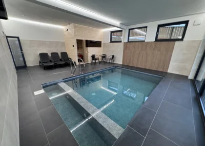 Vnútorný bazén vo wellness KubaLand